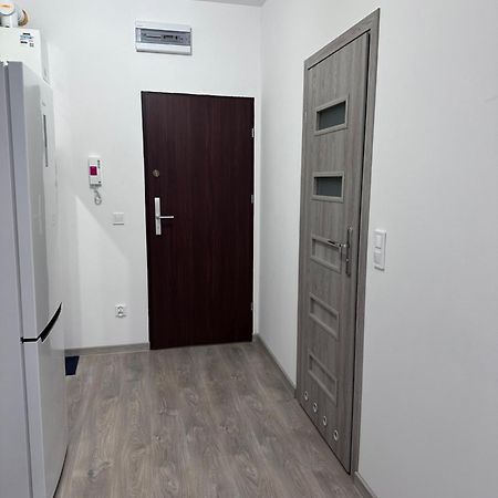 شقة Przytulny Apartament شتيتشينيك المظهر الخارجي الصورة